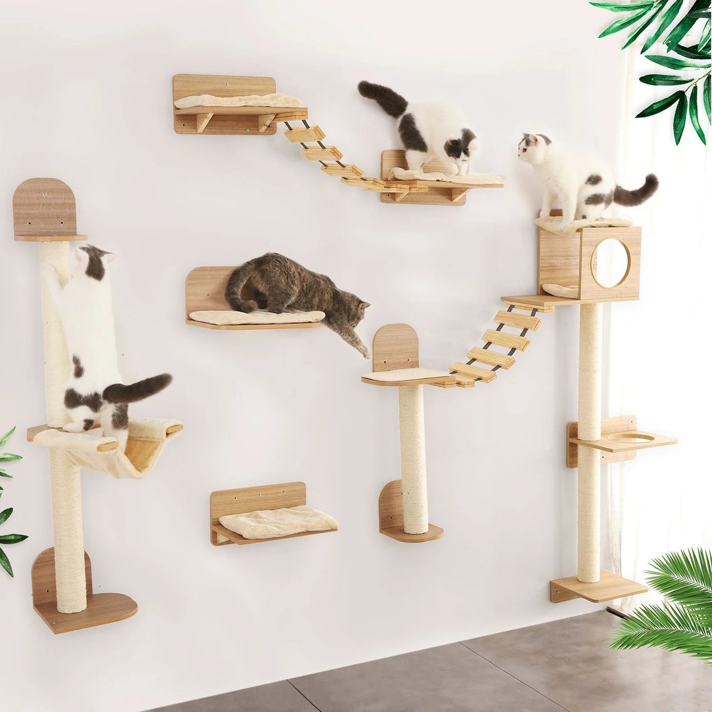 Wall-Mounted Cat Climbing Rope with Wooden Pedals & Sisal